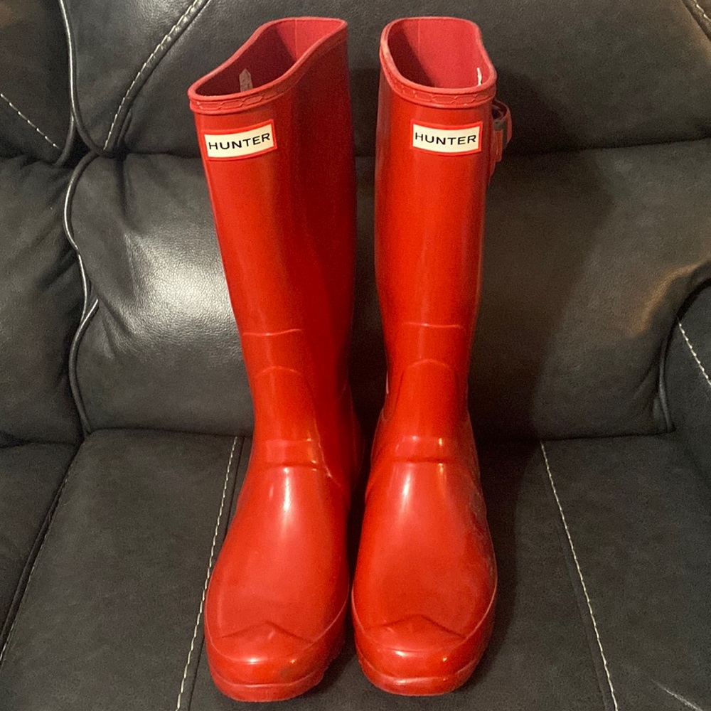 Red Hunter *Huntress* Rain Boots ☔️